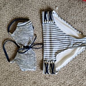 Time and Tru 2 piece